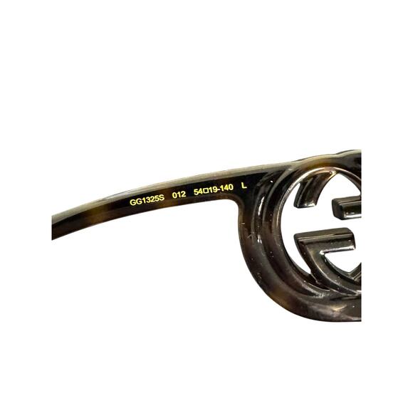 Gucci NWT Rectangular Frame GG Sunglasses in Tortoiseshell - Picture 10 of 10